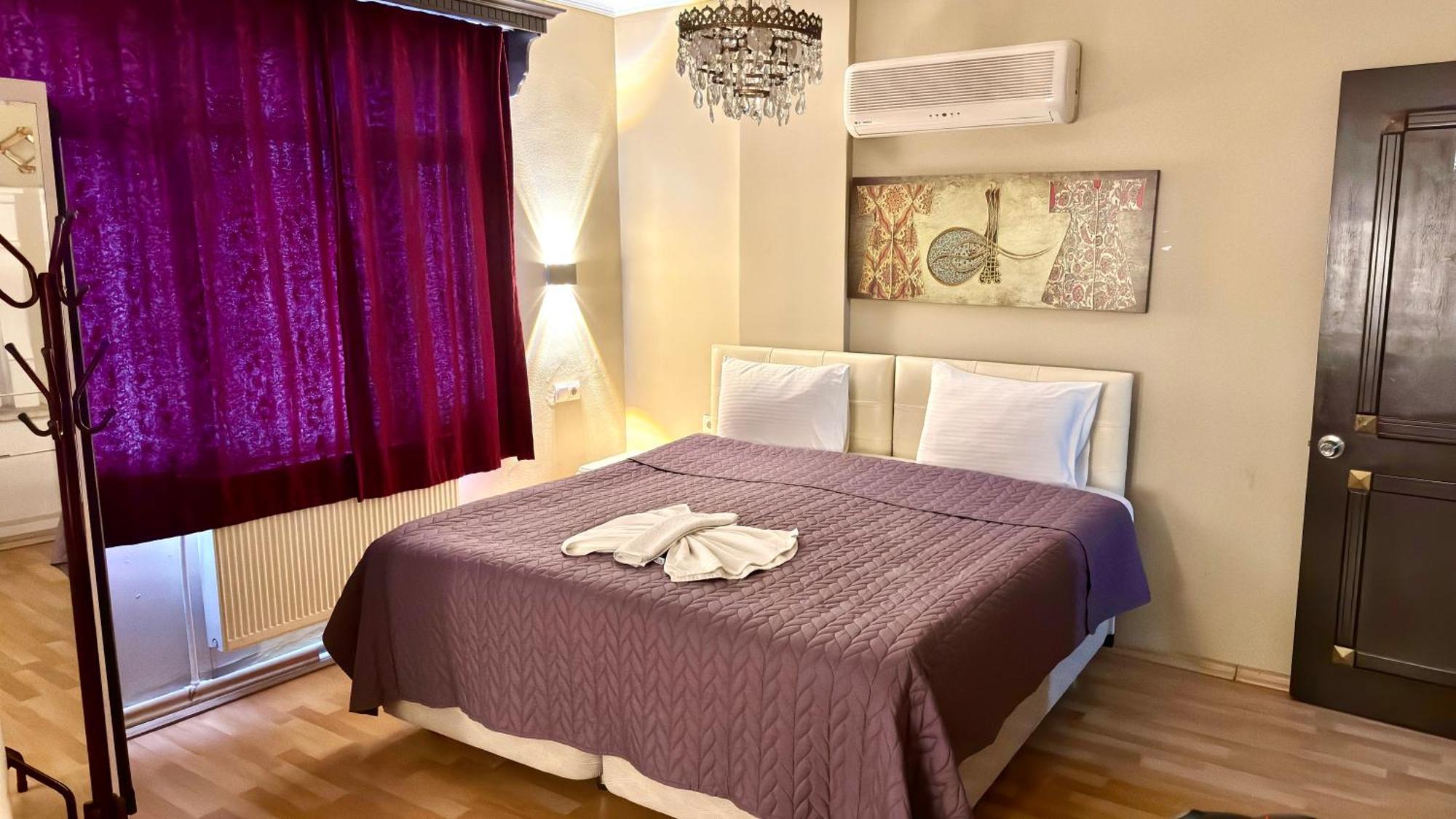 Отель Ephesus Centrum 3*