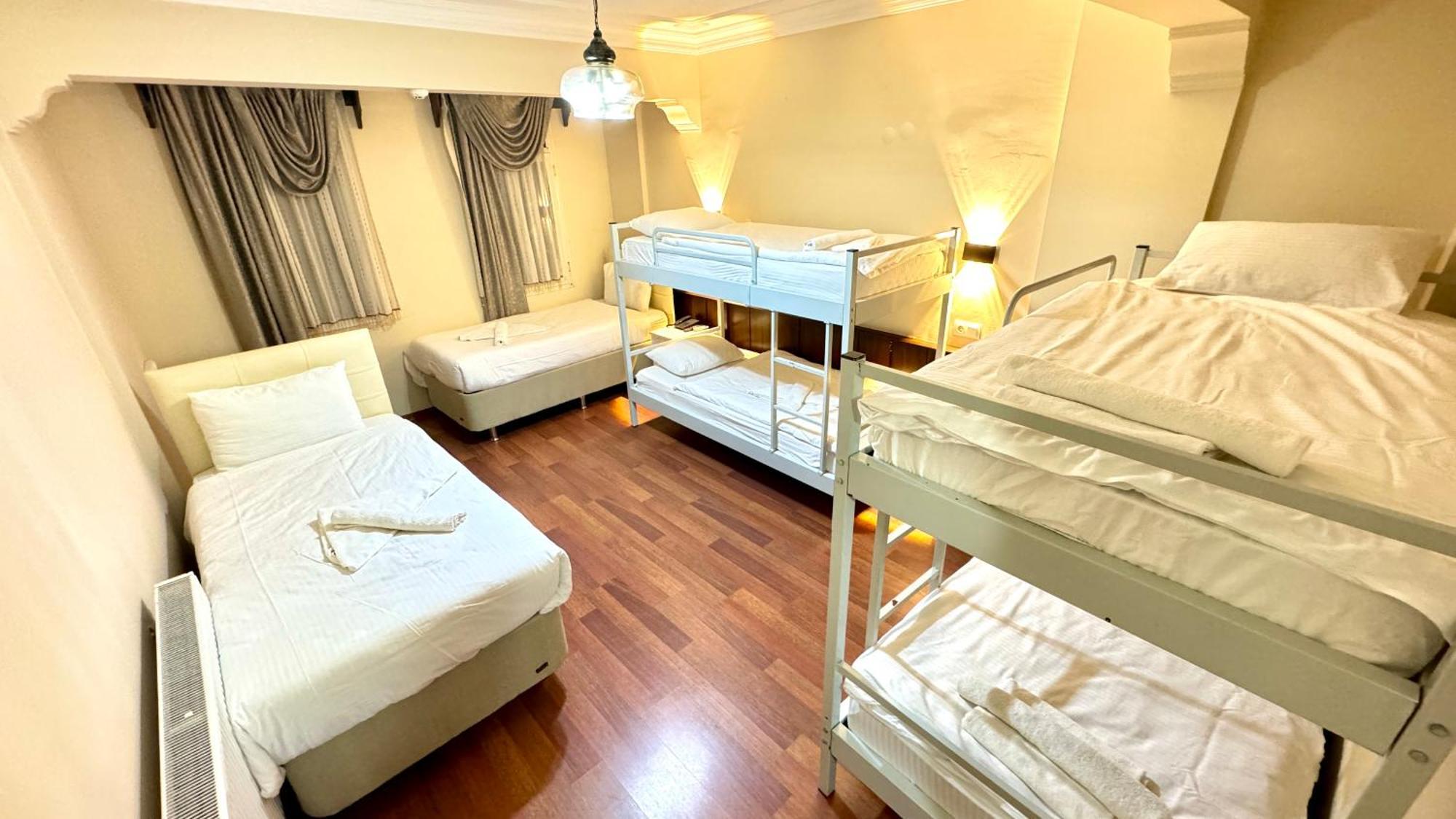 Ephesus Centrum 3*